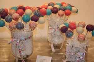 WR: Need Creative Ideas for Dessert Display