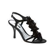 Please help me!! For all of the shoe queens!