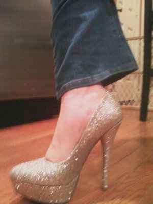 Show me your FEET! :) What shoes are you wearing?