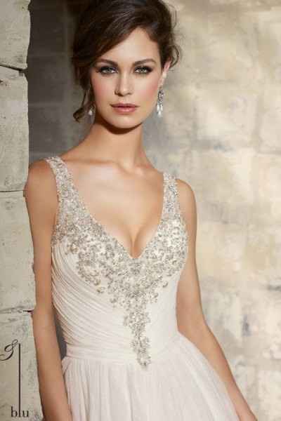 Show of those dresses ladies!