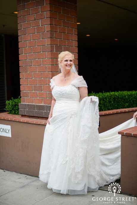 Sites for More "Mature" Bride's Dress?