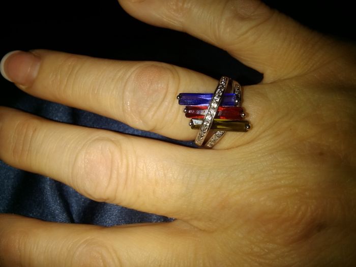 Twist on the ol' Ring Pics!