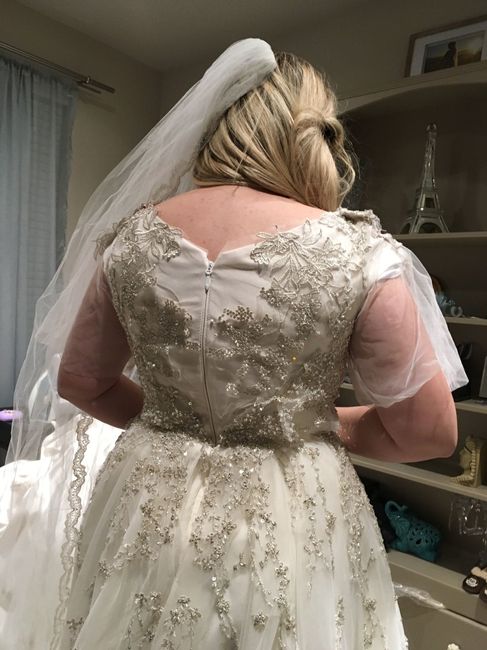 I think I hate my dress