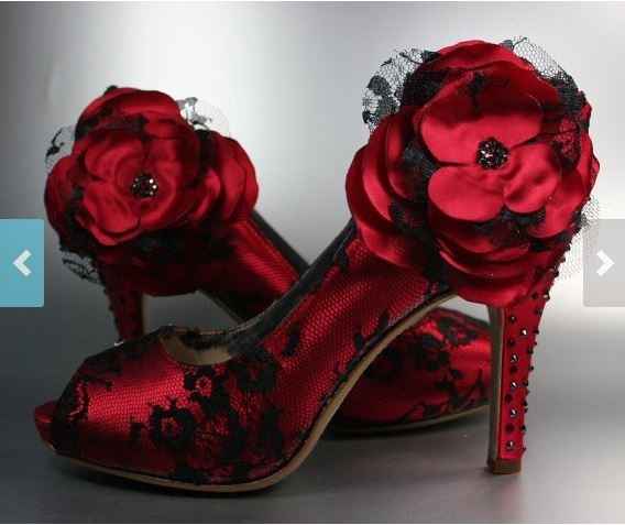 Help! No idea how to accessorize my dress!!