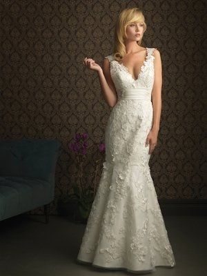 Whose your dress designer?