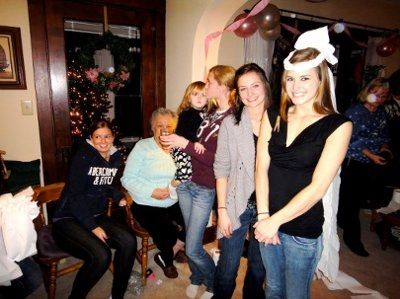 Bridal Shower w/ Pics!!!
