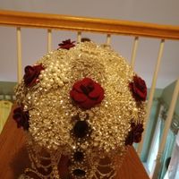 diy Brooch Bride and Bridesmaids Bouquets - 1