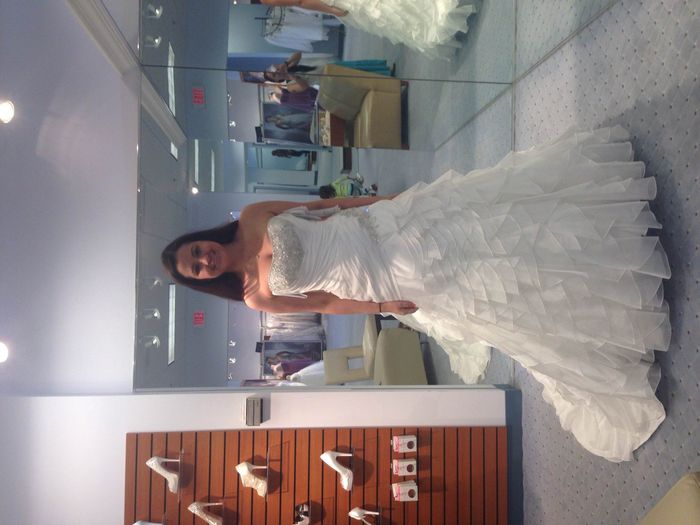 Show me your sashless dresses!!