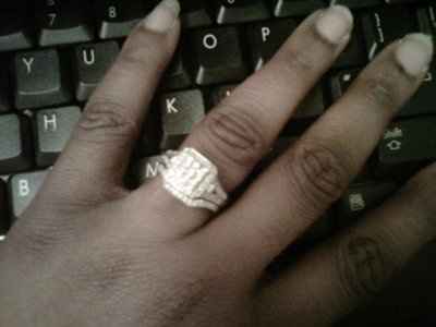 ok so I know a post like this was done not to long ago...but since we have some newbies..E-RINGS! lo