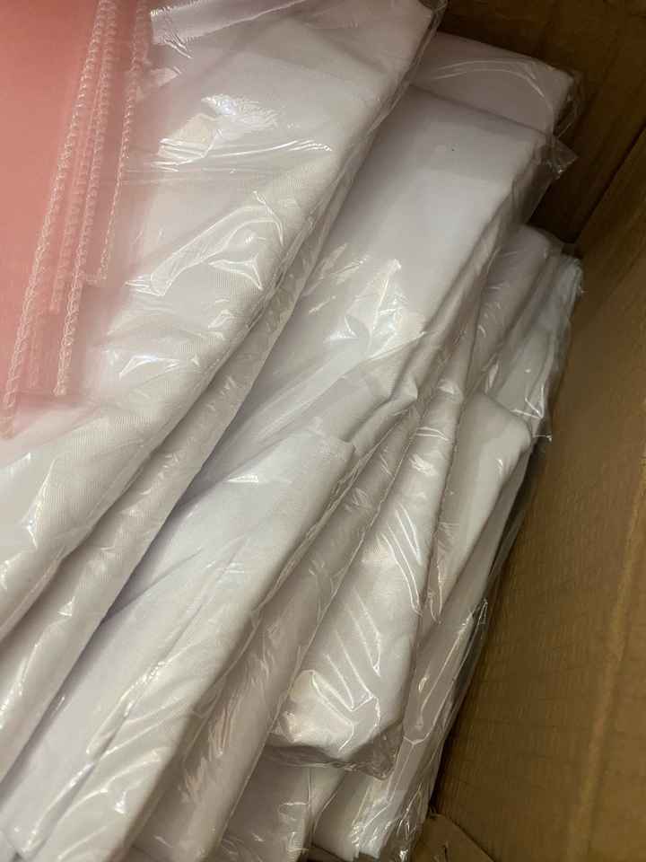 Tablecloths and runners - 1