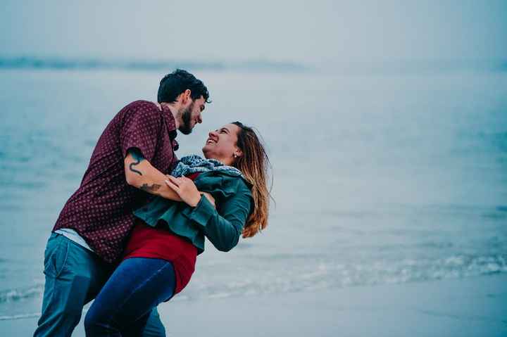 engagement pics - show me your favorite picture - 3