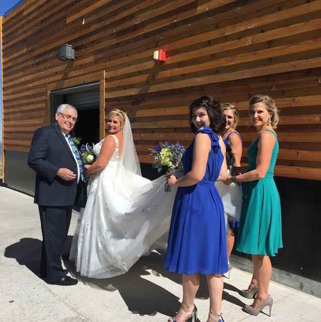 Where are all my “thicker” brides at? - 1