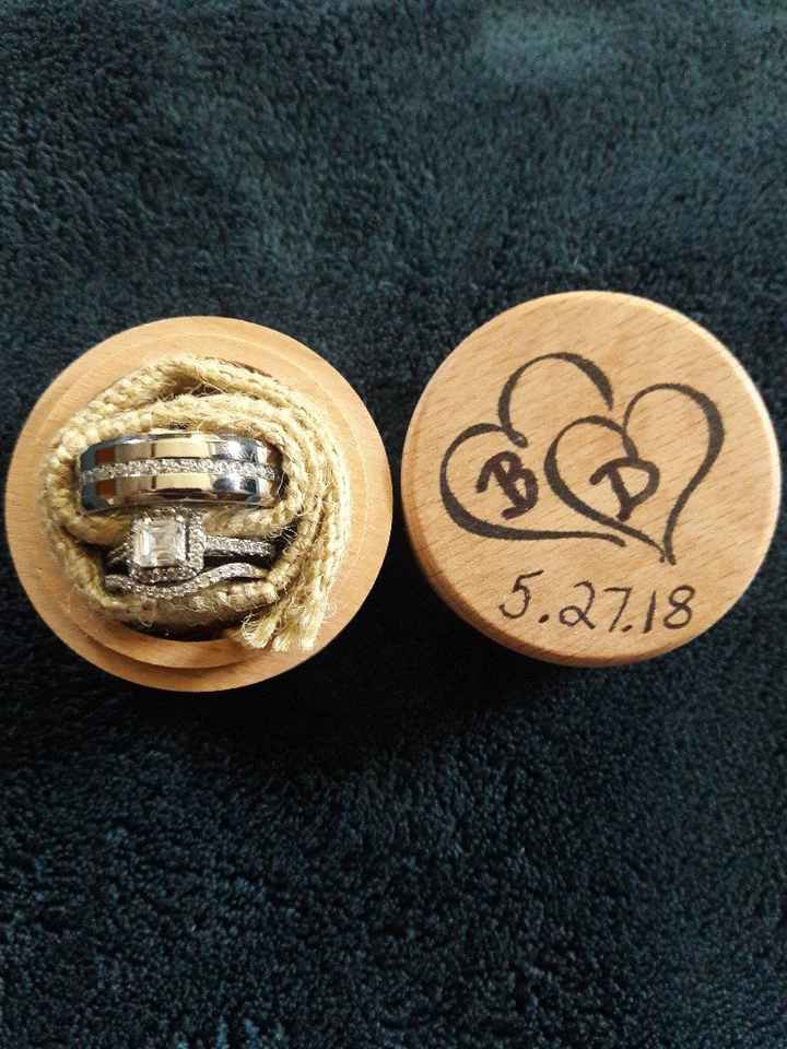 His wedding band came in! - 1