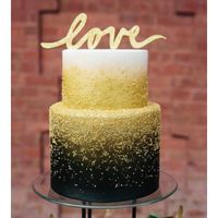Wedding cake without flowers or ribbons - show me yours!