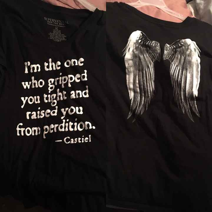 Show me non-conventional engagement pics attire