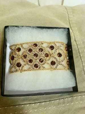 Show me your accessories.