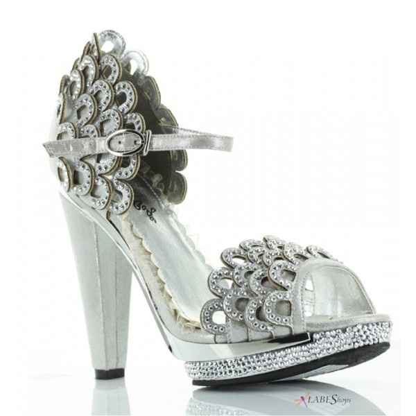 Wedding Shoes! SHOW ME YOURS!
