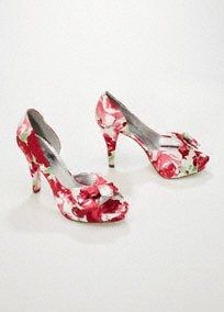 Let's See Those Wedding Day Shoes *PICS*