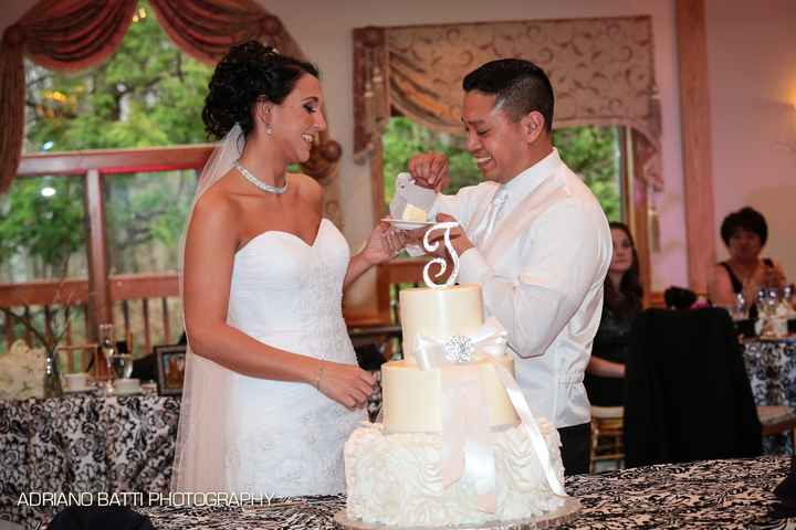 soo I'm MARRIED!! :) with lots of pics!