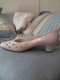 im on a mission......to find shoes