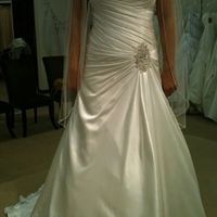 Show us the dress you said "yes" to! **pics**