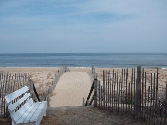 Do you have a photo of your ceremony location? SHARE UR PICTURE!