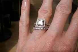 Ladies with halo rings…what does your wedding band look like?