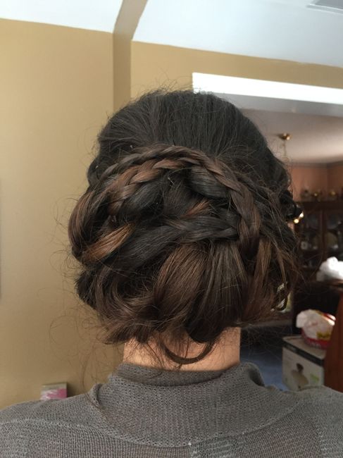 Show me your wedding hair