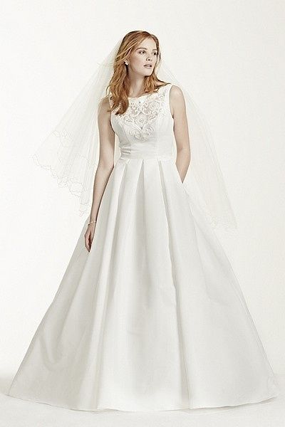 Let me see YOUR dresses ladies!