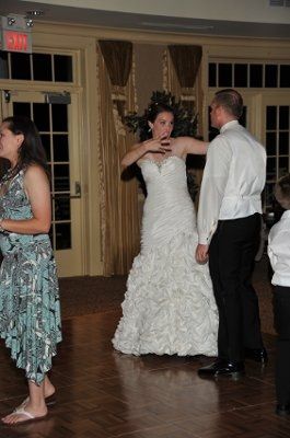 Post Those Wedding Pics You Didn't Want People To See!  : ) BUMPED for New Brides