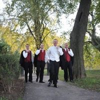 bride in ivory AND groom in ivory???
