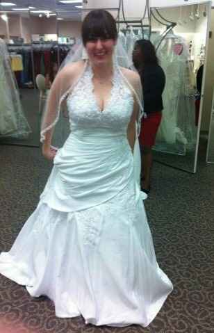 Plus size brides (what looks good) Show you're stuff!!!!