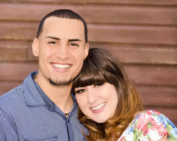 Engagement Photos are here!! *PICS*
