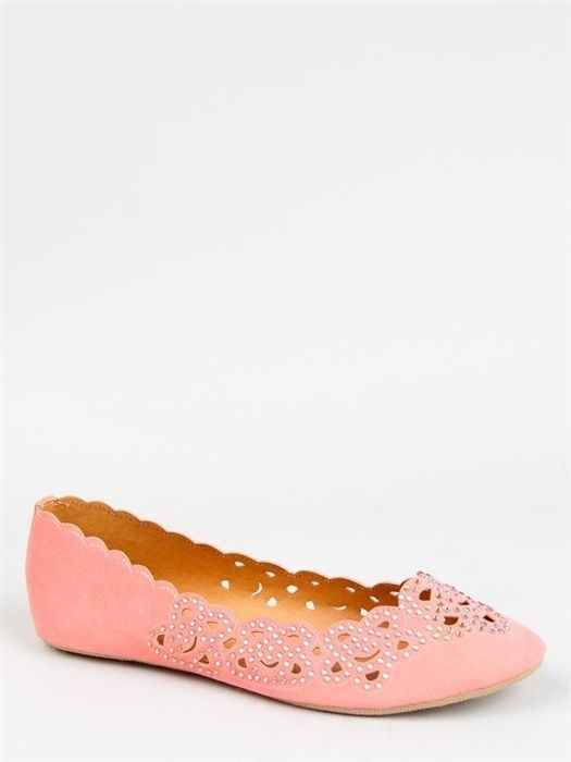 Which shoes should I get? Vote!