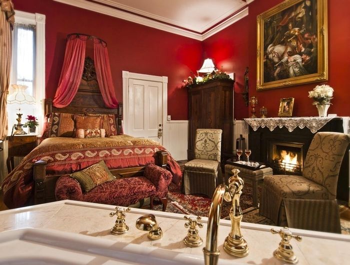 On a budget Honeymoon. Ideas? PLEASEE