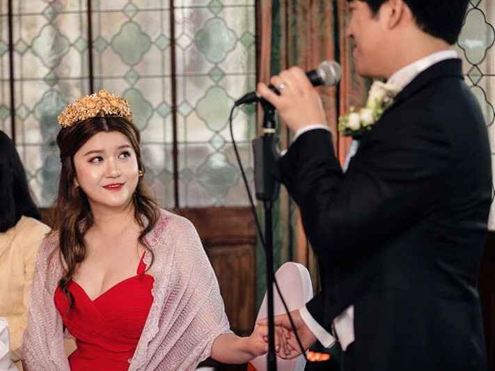 My husband surprised me with a very cute song