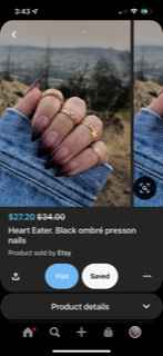 Black Nails for Fall Engagement Photos? - 3