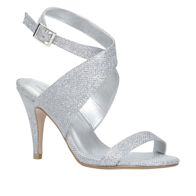 I got my shoes!!.....Glitter and stilettos!