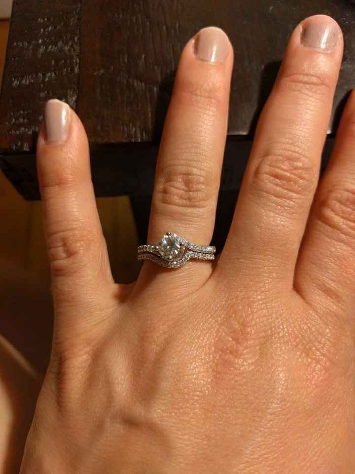 Show off your solitaire ring! 💎 - 2
