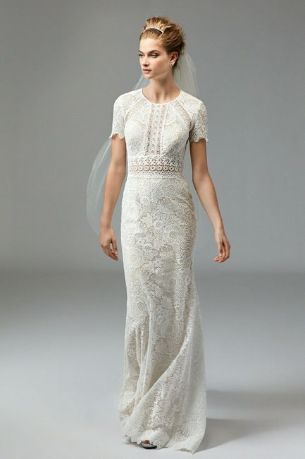 Who else loves lace?  Show off your lace dresses and/or veils! 6