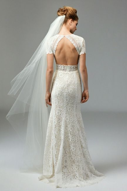 Who else loves lace?  Show off your lace dresses and/or veils! 7