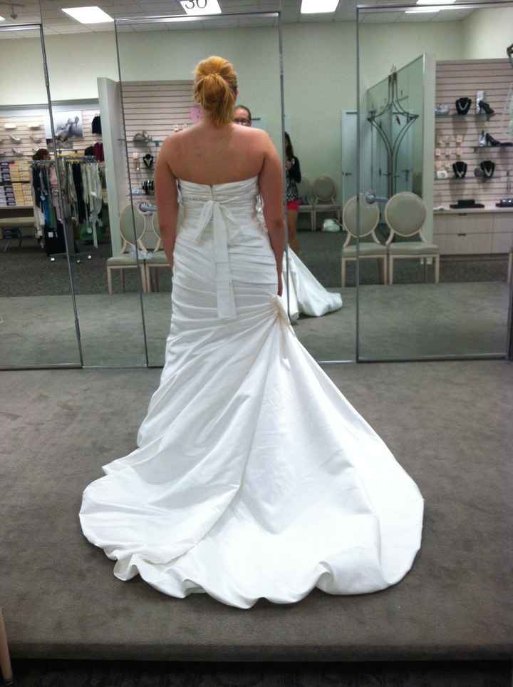 My dress is paid off!!! How to match?