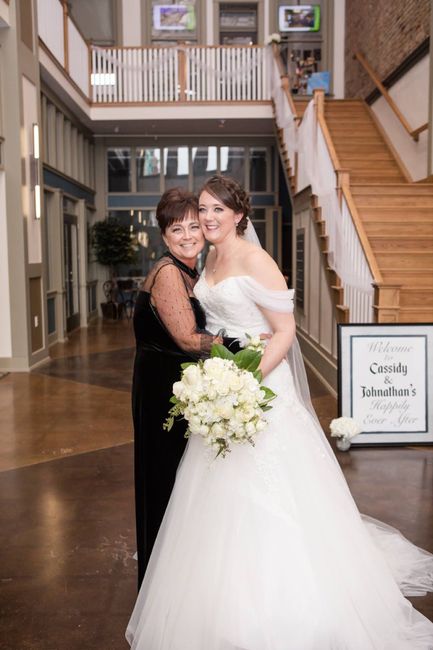 Show Me Photos: Brides and their Moms at the Wedding 22