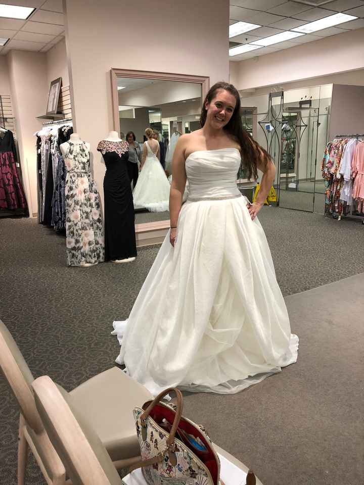 Non-lace wedding dress - 1