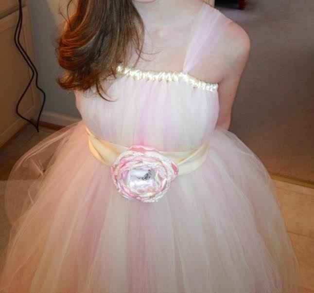 FLOWER GIRL DRESS IS IN!!!!   PICTURES INCLUDED