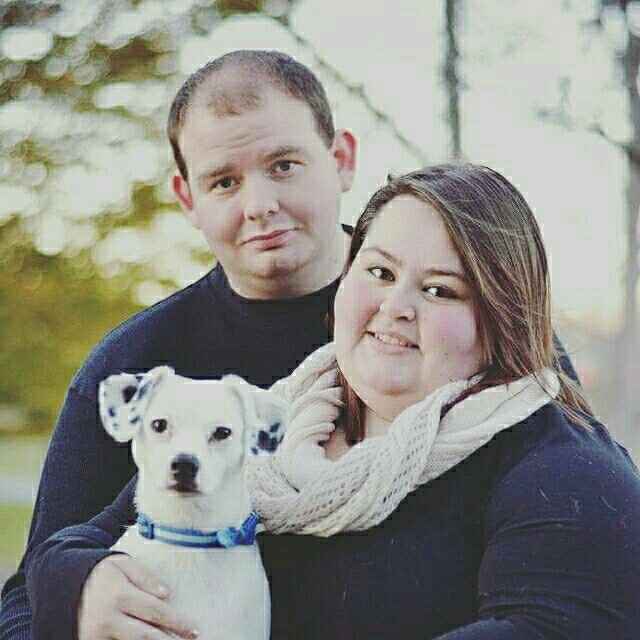 Engagement pictures with doggies