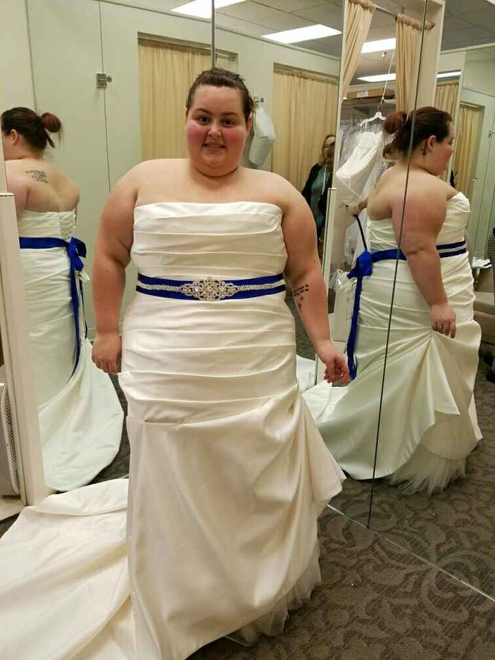 Calling plus size brides, show me your Dress