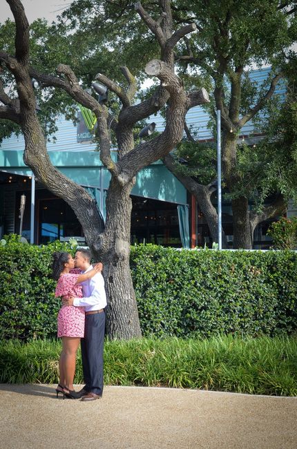 Kissing at the tree