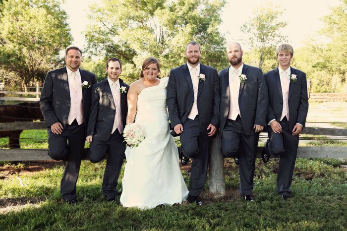 What color tux should my FH and his guys wear?