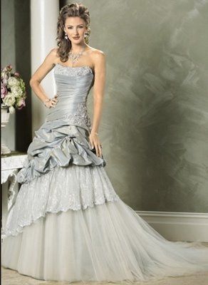 Haven't seen this in awhile. Show off the DRESS!